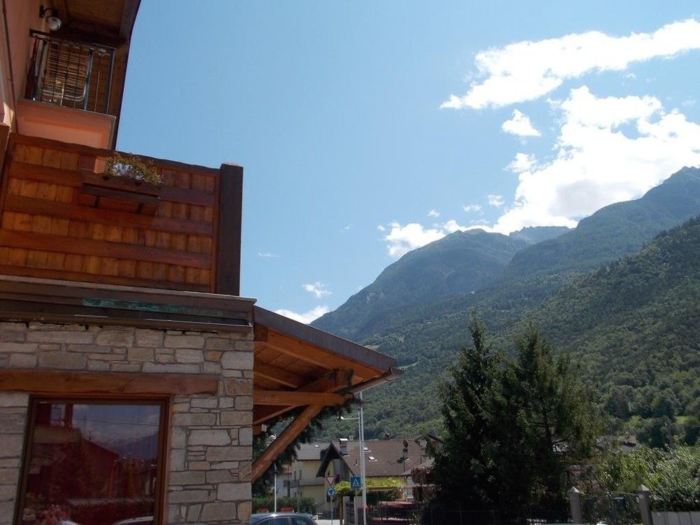 Sottosopra Alps Apartments & Rooms Charvensod Exterior photo